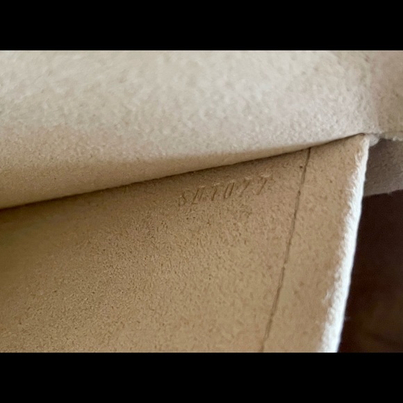 Louis Vuitton Purse Beverly XXL - Picture 4 of 11